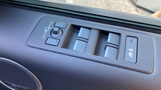 Land Rover Discovery 3.0 D350 Dynamic SE 5dr Auto Diesel Station Wagon